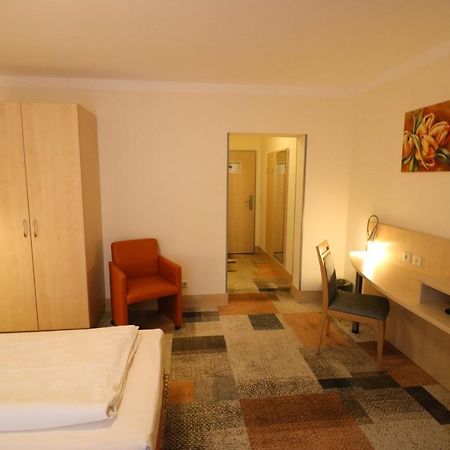 Petul Apart Hotel Ernestine Эссен Экстерьер фото