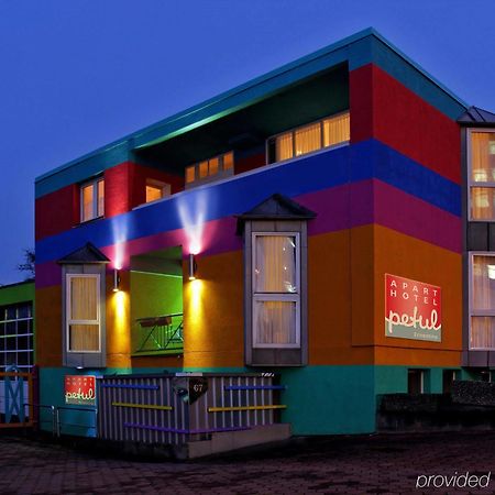 Petul Apart Hotel Ernestine Эссен Экстерьер фото