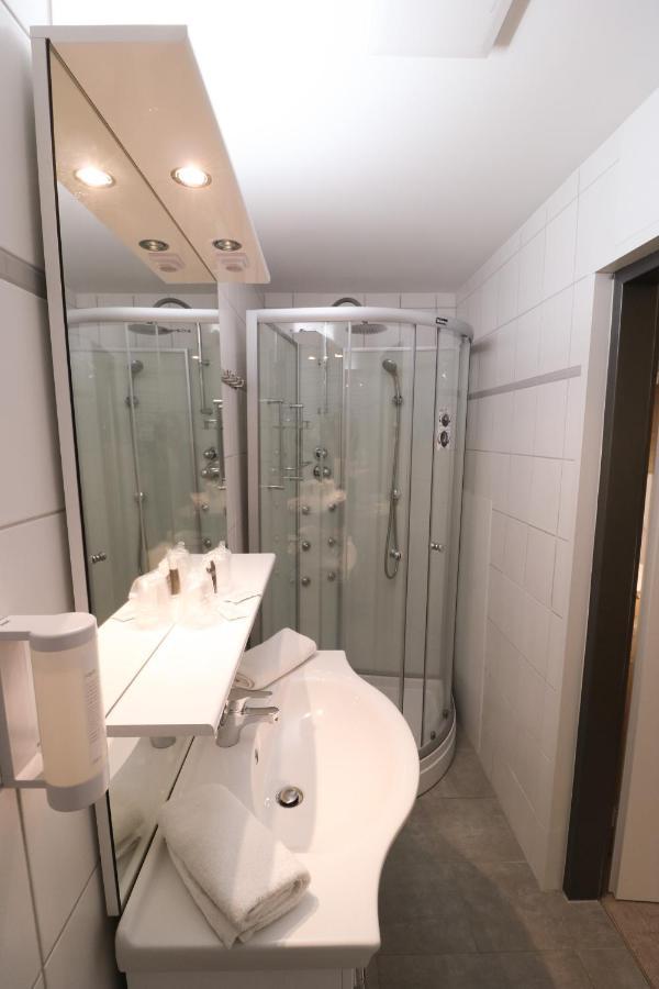 Petul Apart Hotel Ernestine Эссен Экстерьер фото