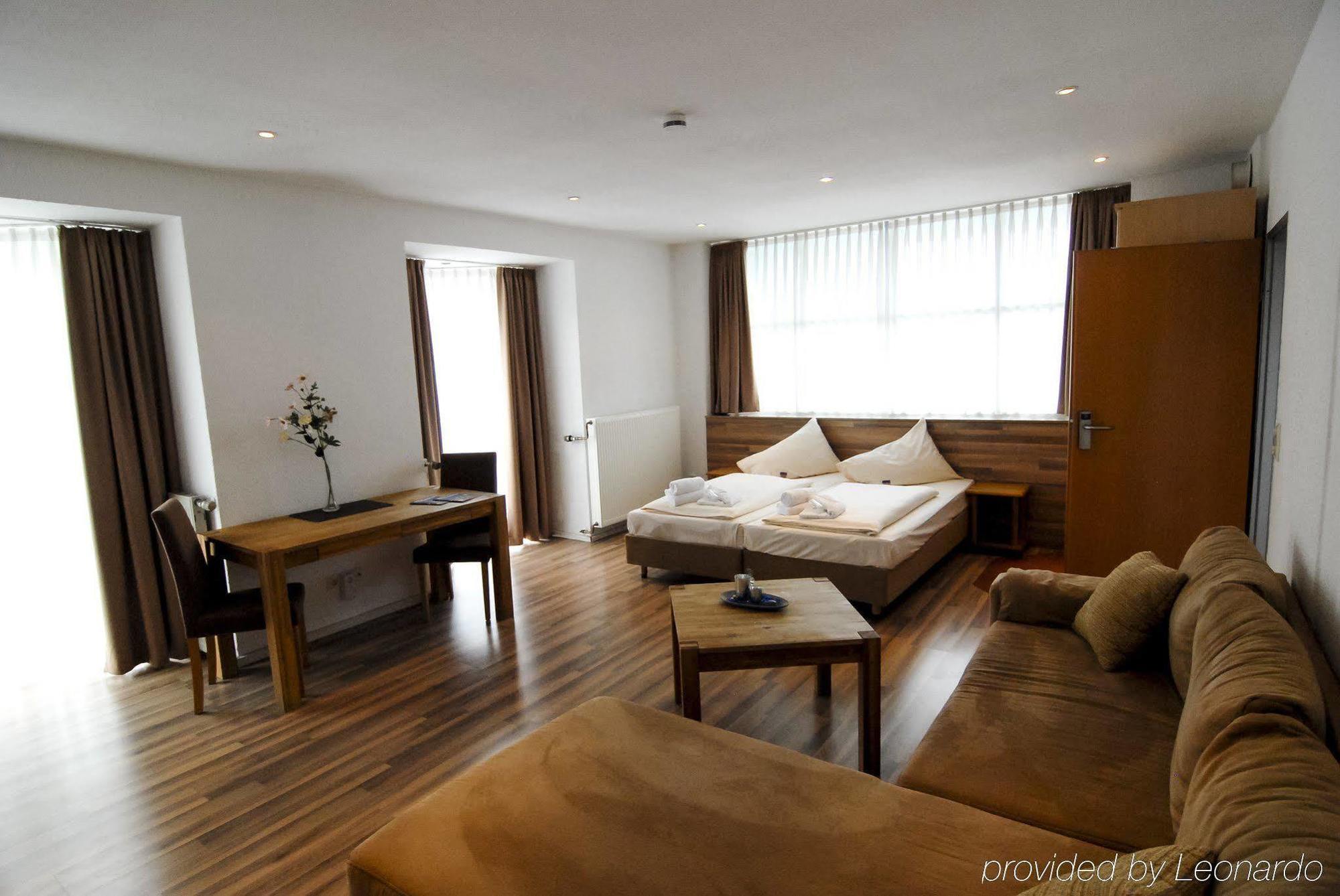 Petul Apart Hotel Ernestine Эссен Экстерьер фото