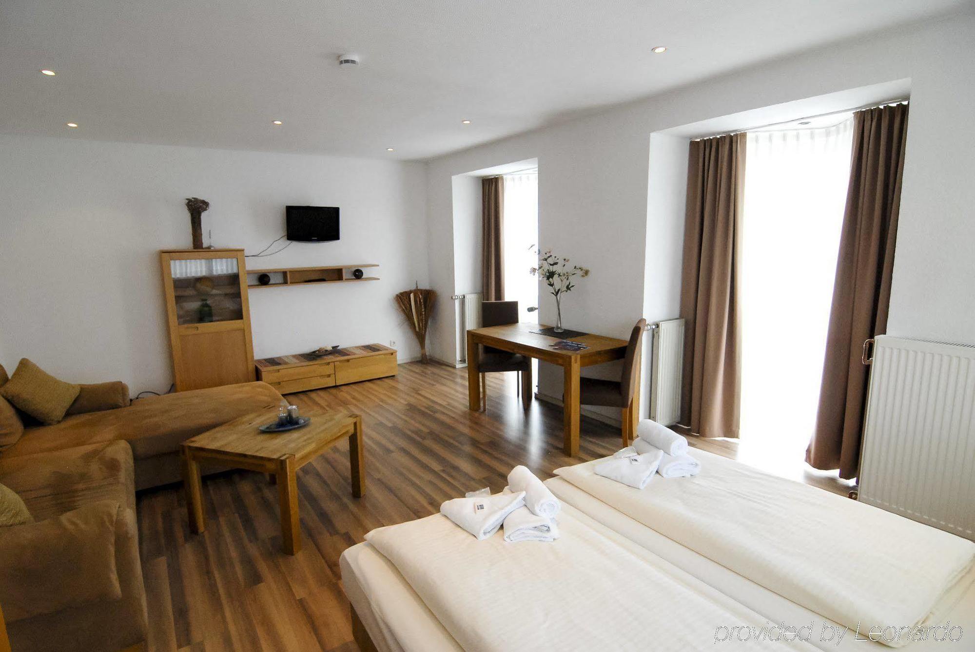Petul Apart Hotel Ernestine Эссен Экстерьер фото