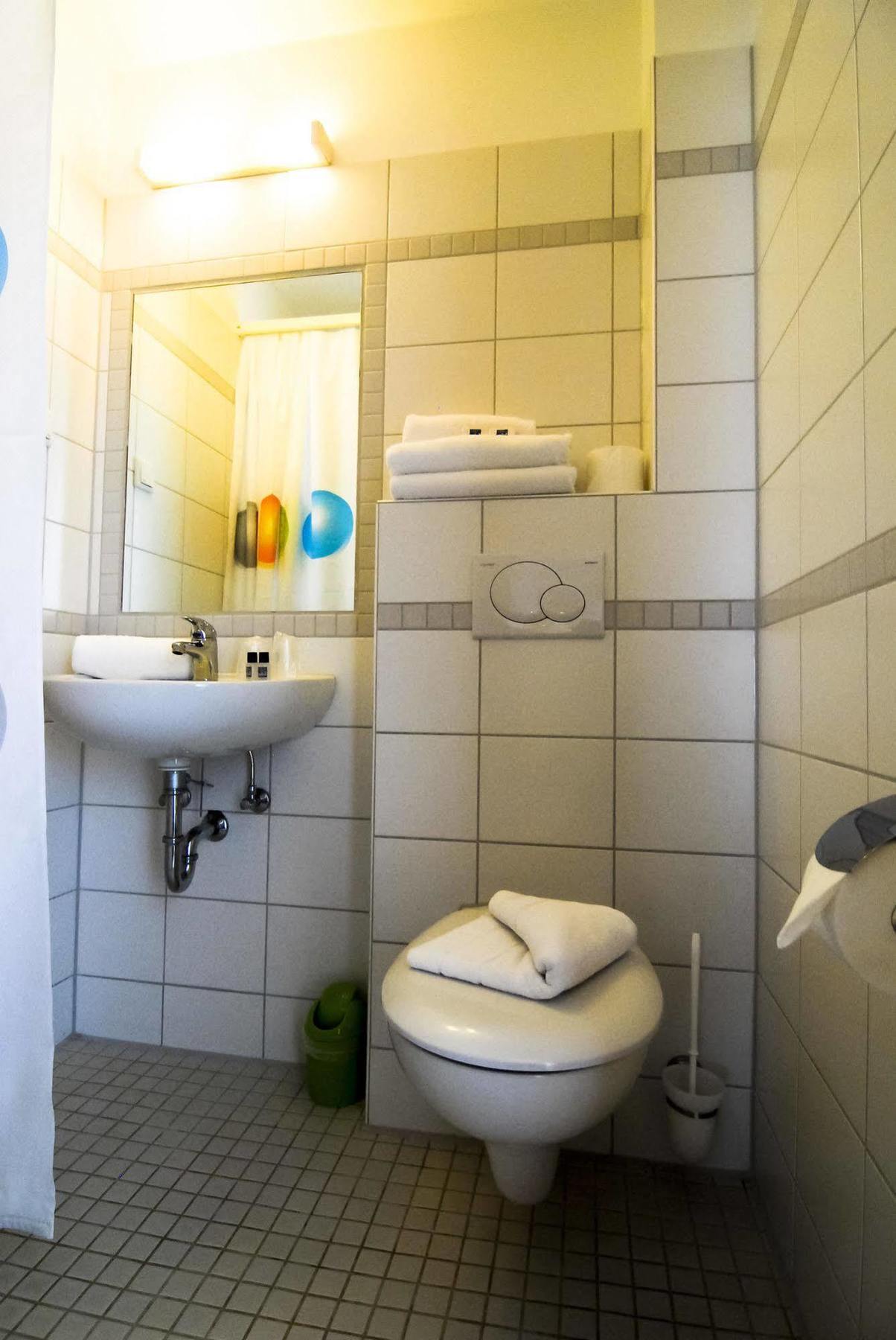 Petul Apart Hotel Ernestine Эссен Экстерьер фото